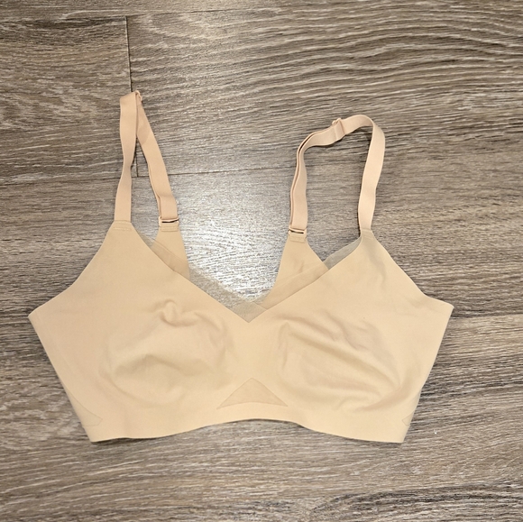 Honeylove Crossover V Neck Bra X Sand Nude Medium - Picture 4 of 12
